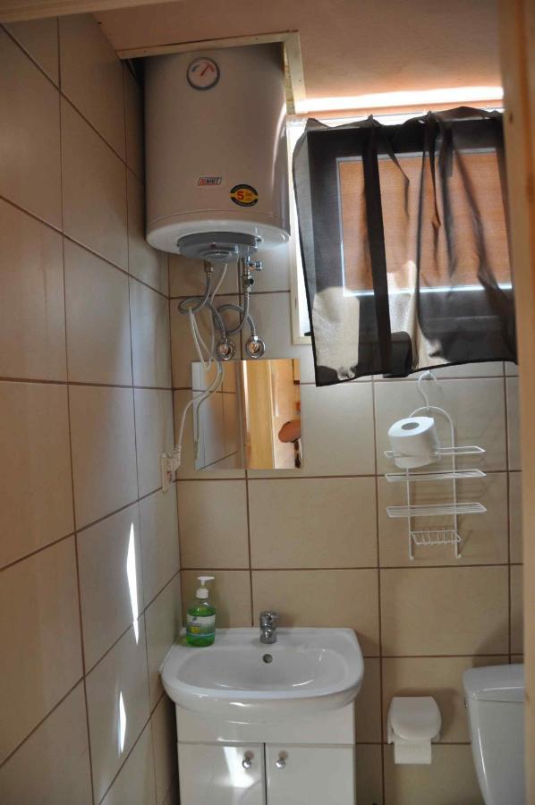 Pietrowe Domki Klif 6Os,Duze Tarasy Dzika Plaza Laka Bociek Duze Tarasy Szlaki Rowerowe Pieski 25Zldzien Debina  Exterior photo