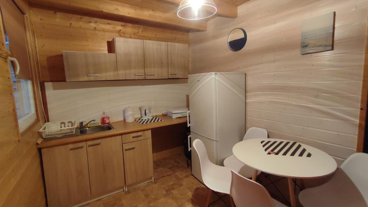 Pietrowe Domki Klif 6Os,Duze Tarasy Dzika Plaza Laka Bociek Duze Tarasy Szlaki Rowerowe Pieski 25Zldzien Debina  Exterior photo